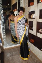 Mandira Bedi at Atosa in Khar, Mumbai on 20th March 2012 (53).JPG